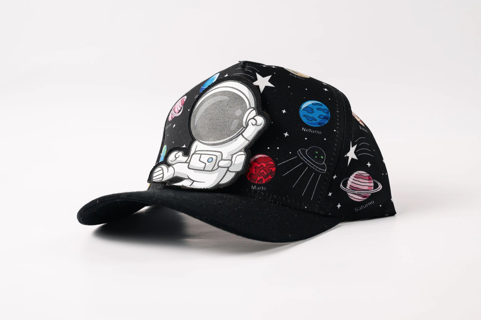 Boné Preto Infantil - Aba Curva - Astronauta Destacável