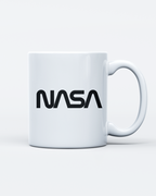 Caneca De Cerâmica Branca - Astronauta NASA Worm